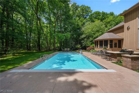 80 Easton Lane Moreland Hills OH 44022
