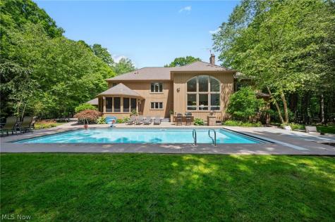 80 Easton Lane Moreland Hills OH 44022
