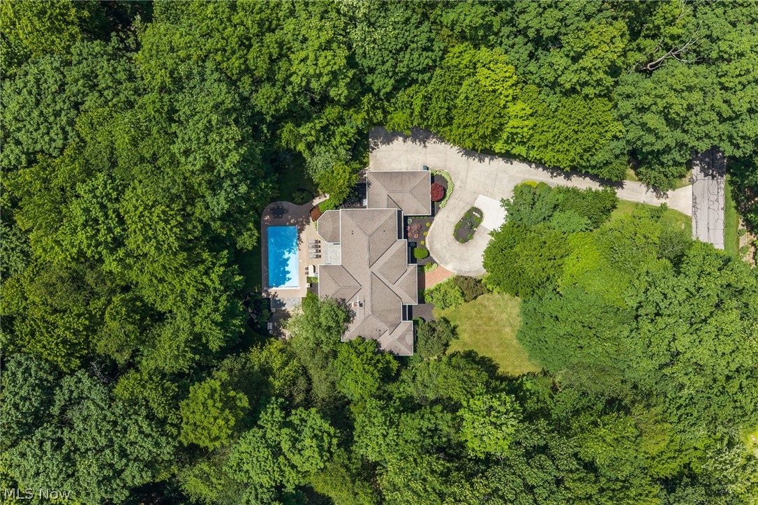 80 Easton Lane Moreland Hills OH 44022