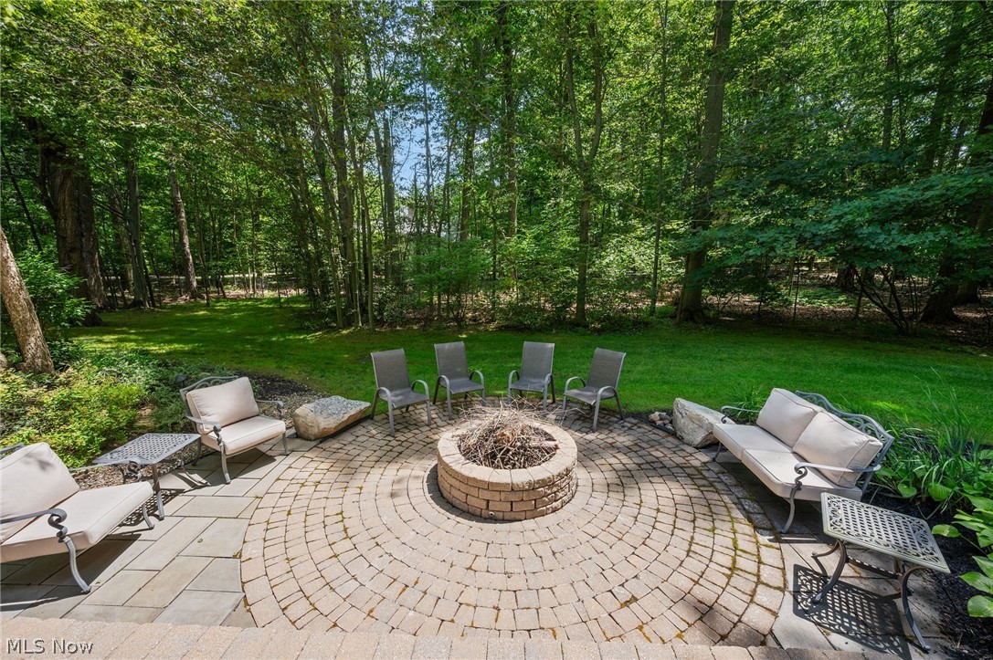 80 Easton Lane Moreland Hills OH 44022