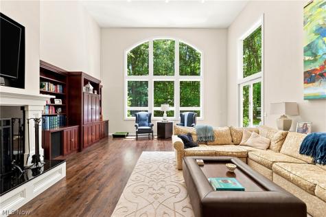 80 Easton Lane Moreland Hills OH 44022