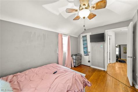 1232 Dorsh Road South Euclid OH 44121
