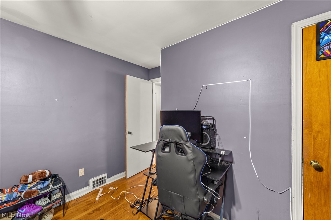 1232 Dorsh Road South Euclid OH 44121