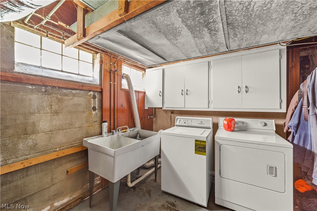 1232 Dorsh Road South Euclid OH 44121