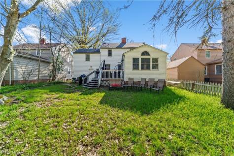1232 Dorsh Road South Euclid OH 44121