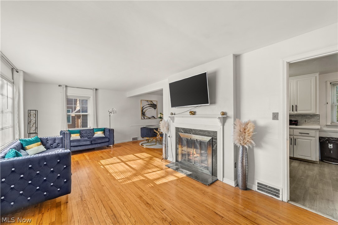 1232 Dorsh Road South Euclid OH 44121