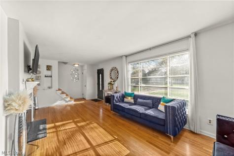 1232 Dorsh Road South Euclid OH 44121