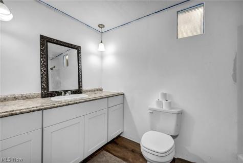 4841 Glenennis Circle NW Canton OH 44708