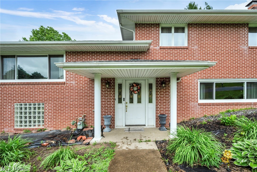 4841 Glenennis Circle NW Canton OH 44708