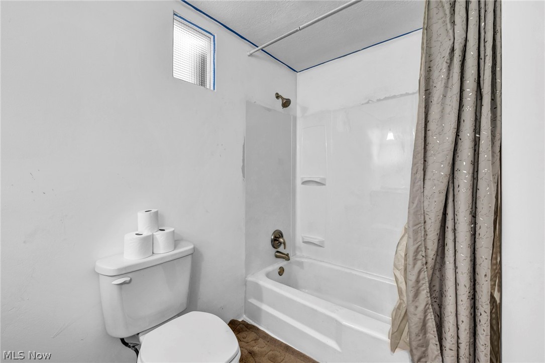 4841 Glenennis Circle NW Canton OH 44708
