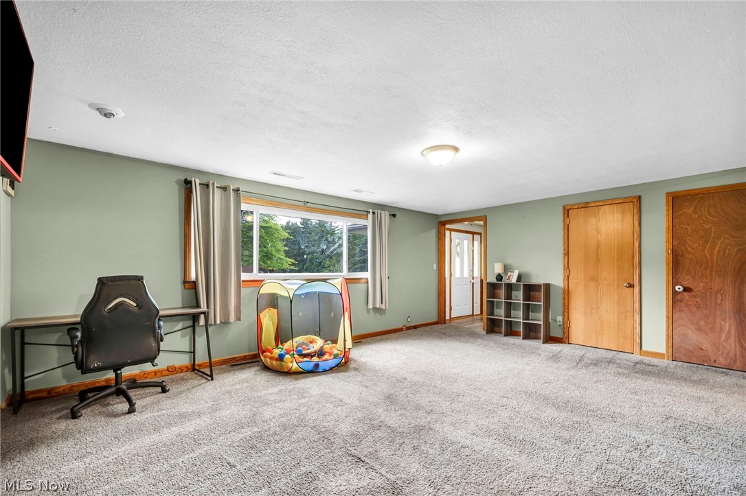 4841 Glenennis Circle NW Canton OH 44708