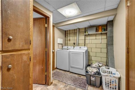 4841 Glenennis Circle NW Canton OH 44708