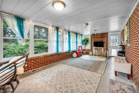 4841 Glenennis Circle NW Canton OH 44708