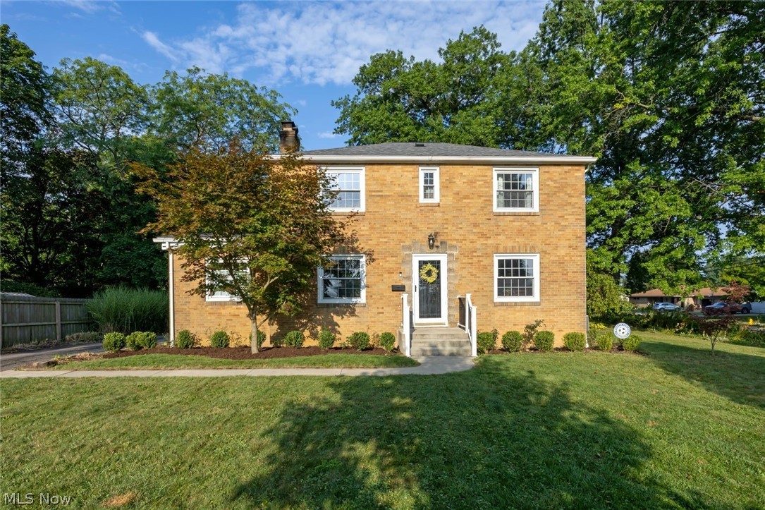 2334 Graustark Path Wooster OH 44691