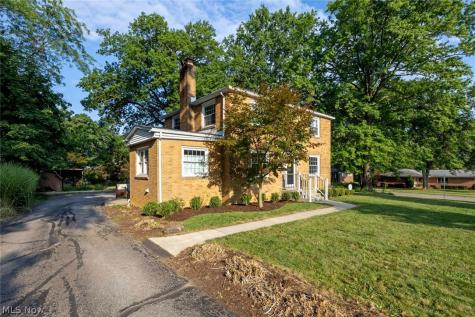 2334 Graustark Path Wooster OH 44691