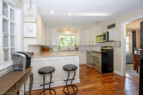2334 Graustark Path Wooster OH 44691