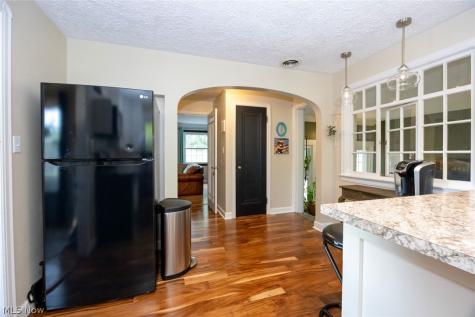2334 Graustark Path Wooster OH 44691
