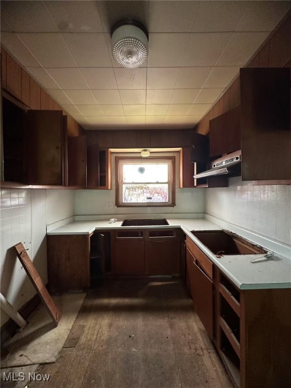 906 E Buchtel Avenue Akron OH 44305