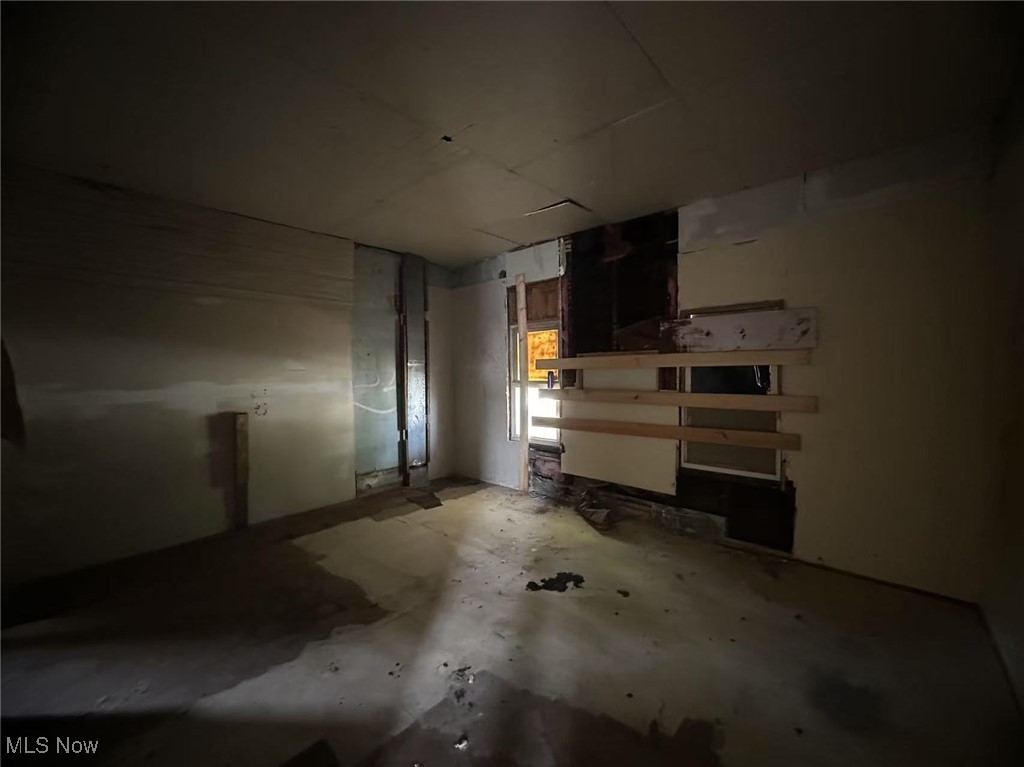 906 E Buchtel Avenue Akron OH 44305