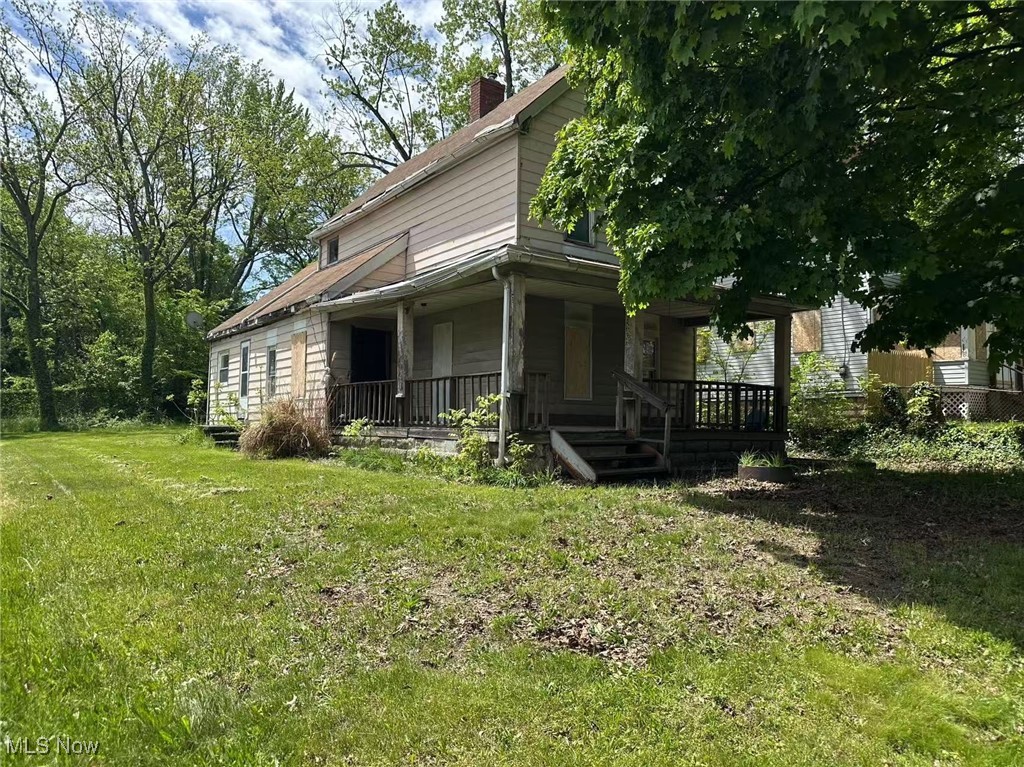 906 E Buchtel Avenue Akron OH 44305