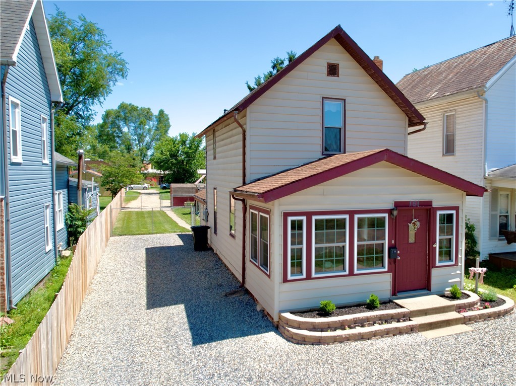 151 Beaver Avenue NE New Philadelphia OH 44663