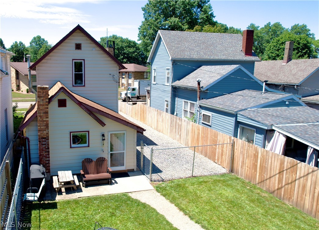 151 Beaver Avenue NE New Philadelphia OH 44663