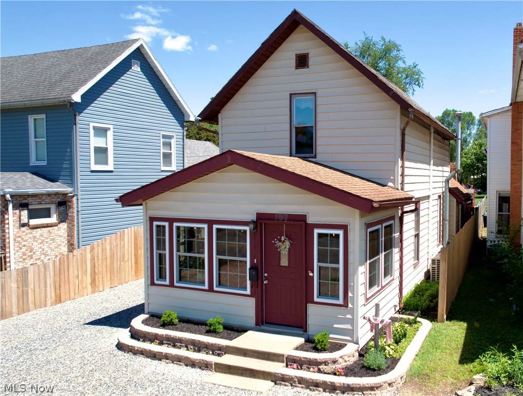 151 Beaver Avenue NE New Philadelphia OH 44663