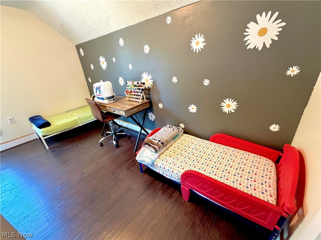 151 Beaver Avenue NE New Philadelphia OH 44663