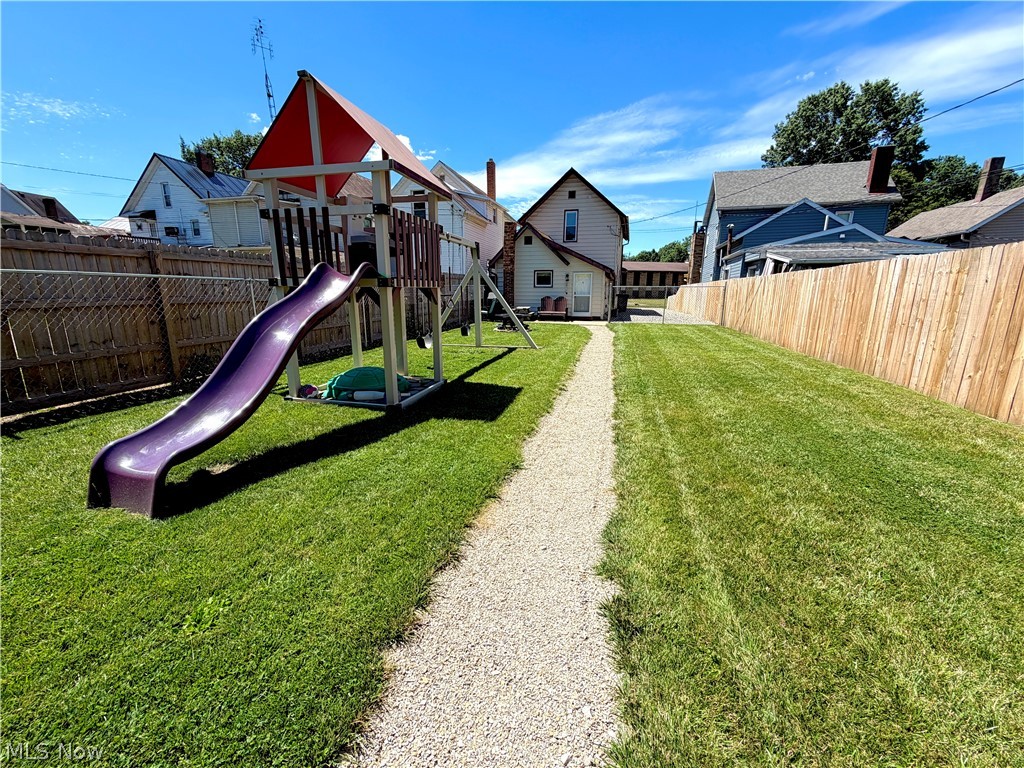 151 Beaver Avenue NE New Philadelphia OH 44663
