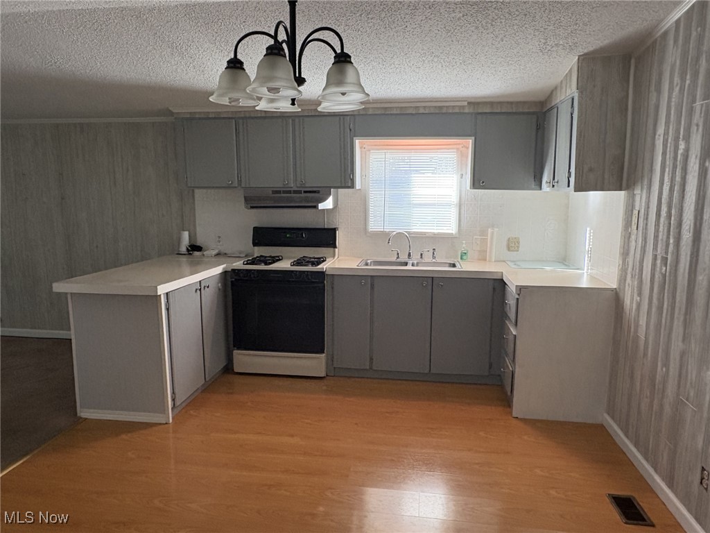 2545 Cross Way Akron OH 44312