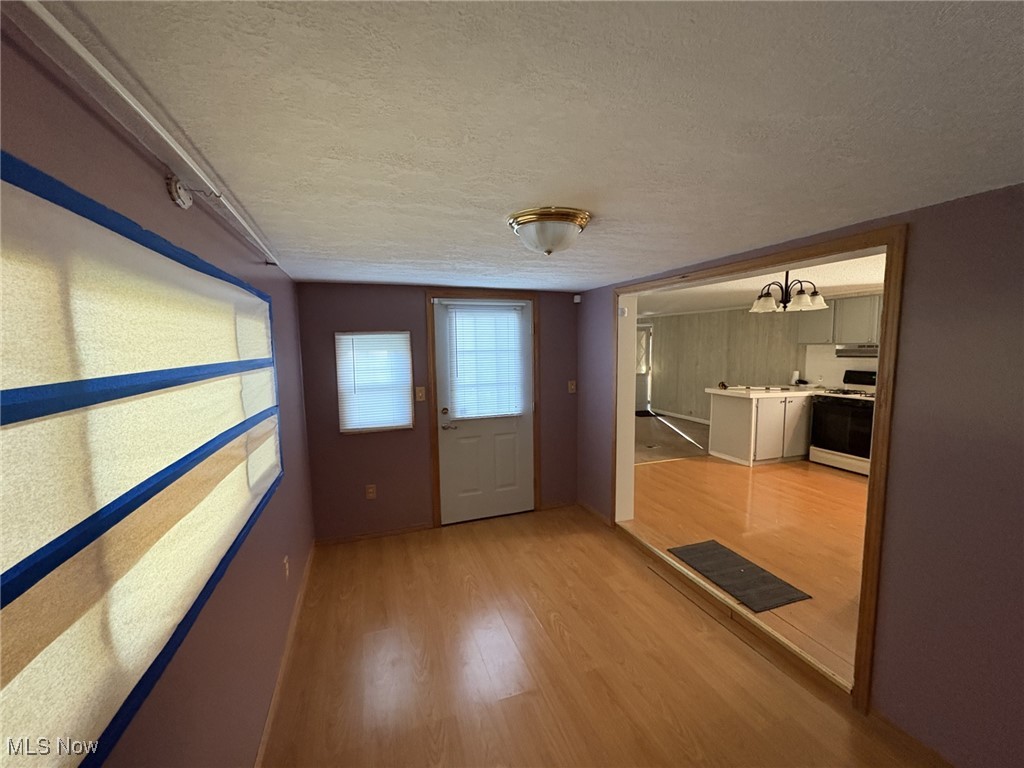 2545 Cross Way Akron OH 44312