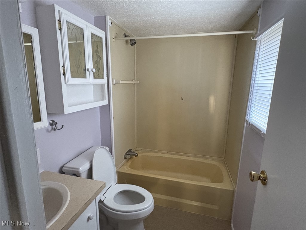 2545 Cross Way Akron OH 44312