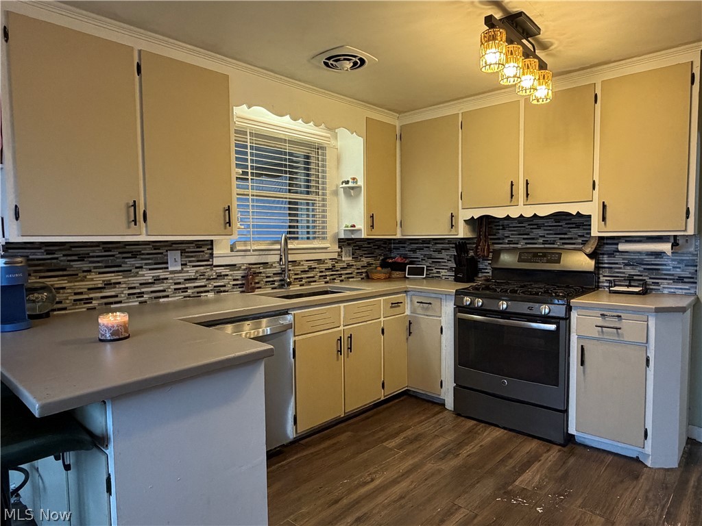 136 N School Street Millersburg OH 44654