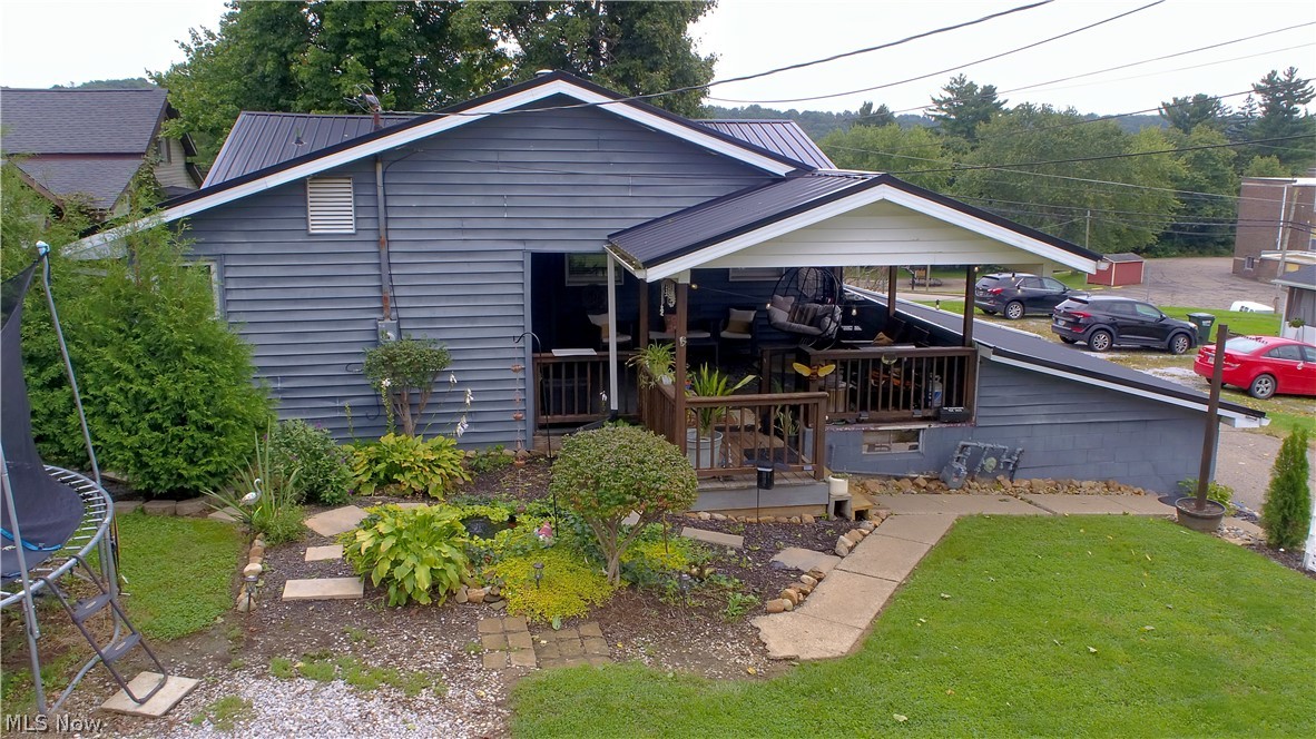136 N School Street Millersburg OH 44654