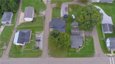 136 N School Street Millersburg OH 44654