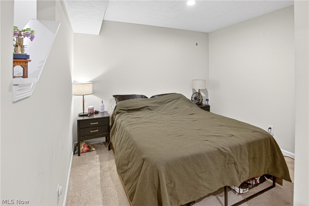 3241 Boettler Street NE Canton OH 44721