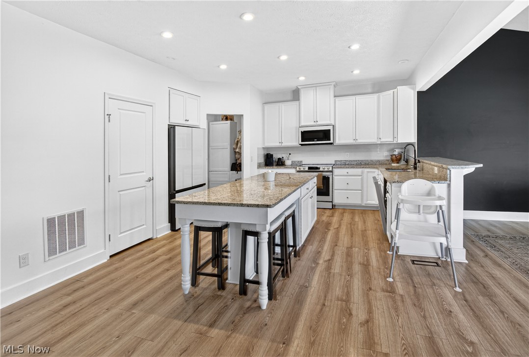 3241 Boettler Street NE Canton OH 44721