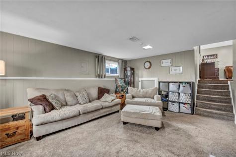 24281 Lebern Drive North Olmsted OH 44070