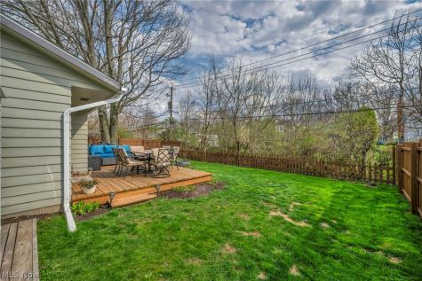 24281 Lebern Drive North Olmsted OH 44070