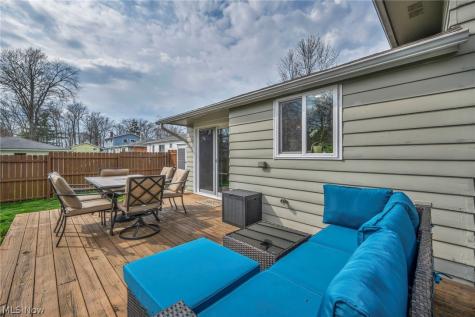 24281 Lebern Drive North Olmsted OH 44070