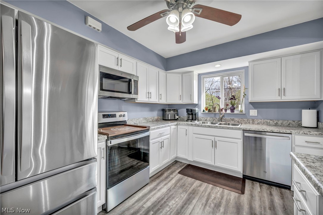 24281 Lebern Drive North Olmsted OH 44070