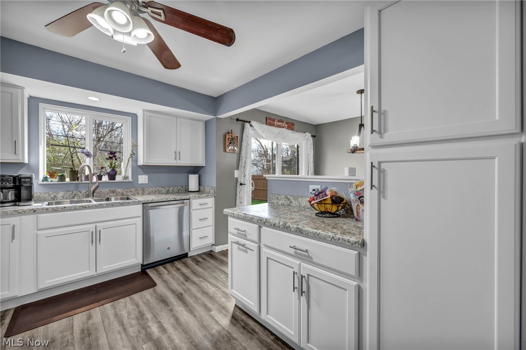24281 Lebern Drive North Olmsted OH 44070