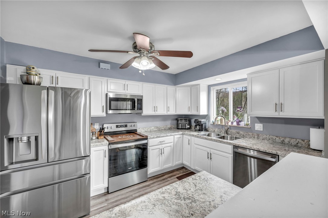 24281 Lebern Drive North Olmsted OH 44070