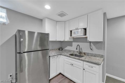 36505 Capri Lane North Ridgeville OH 44039