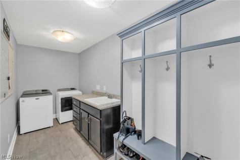 36505 Capri Lane North Ridgeville OH 44039