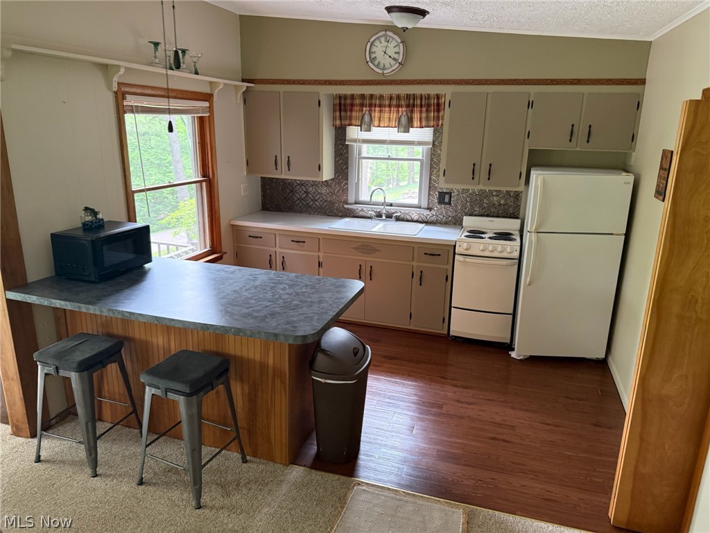 6090 Revere Road SW Bowerston OH 44695