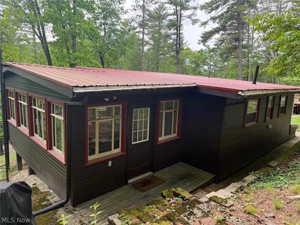 6090 Revere Road SW Bowerston OH 44695