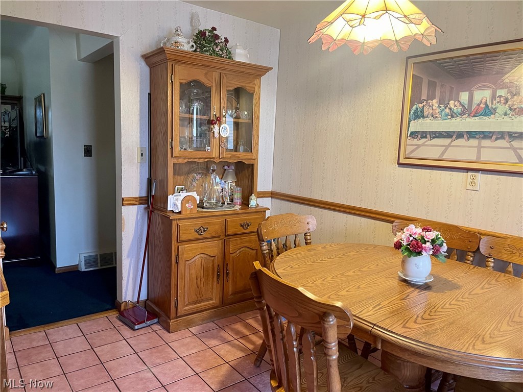 891 Lander Road Mayfield Village OH 44143