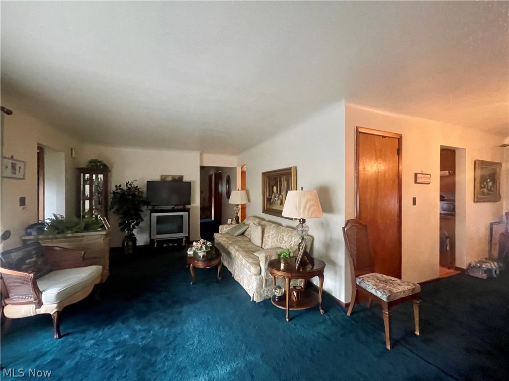 891 Lander Road Mayfield Village OH 44143