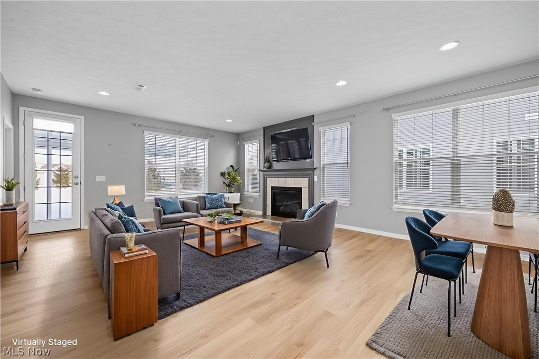 292 Kensington Way Elyria OH 44035
